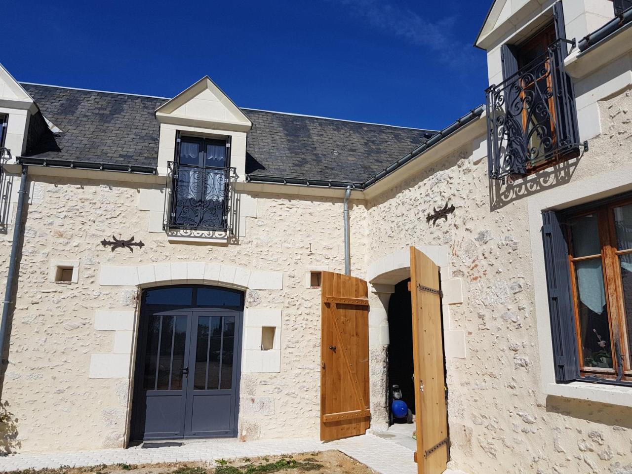 Готель Le Clos De La Briollerie Tauxigny Екстер'єр фото
